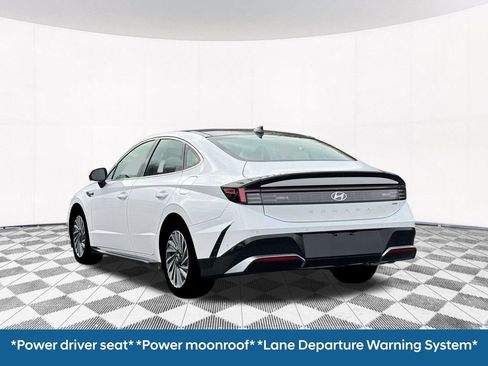 New 2026 Hyundai Sonata Limited FWD image 8