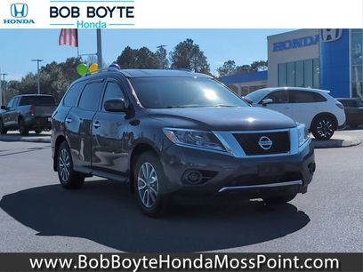Used 2013 Nissan Pathfinder SV