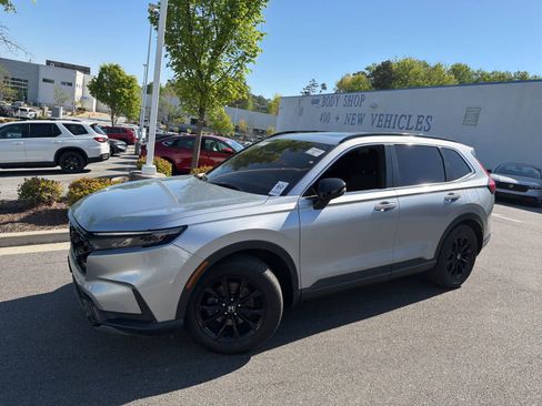 Used 2023 Honda CR-V Sport image 4