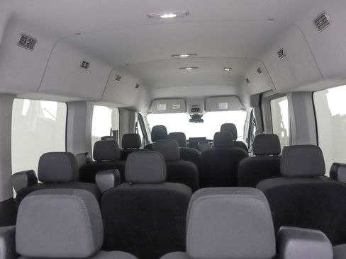 Used 2024 Ford Transit 350 XLT image 12