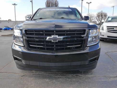 Used 2018 Chevrolet Tahoe LT image 2