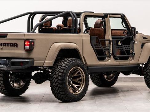 Used 2026 Jeep Gladiator Sport AWD/4WD image 14