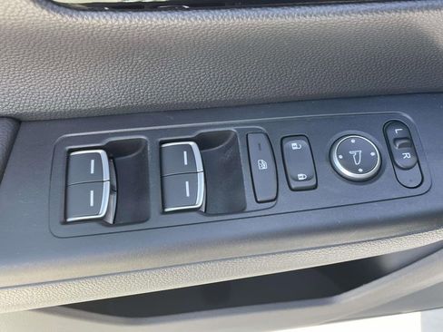 Used 2024 Honda CR-V Sport Touring image 17