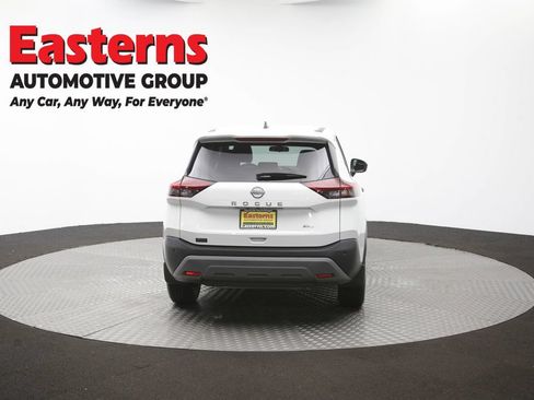 Used 2023 Nissan Rogue S AWD/4WD image 38