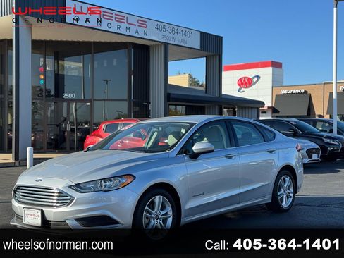 Used 2018 Ford Fusion S image 1