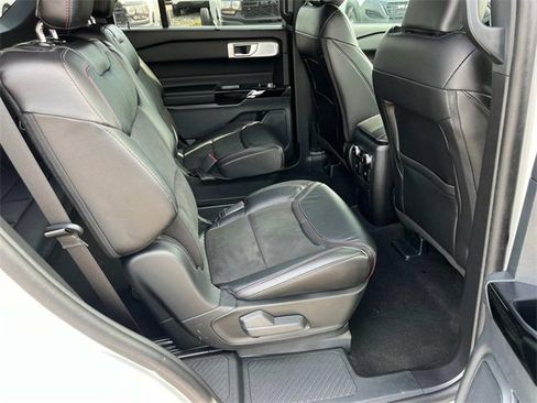 Used 2023 Ford Explorer ST w/ Equipment Group 401A image 10