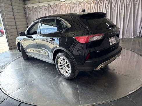 Used 2021 Ford Escape SE FWD image 7