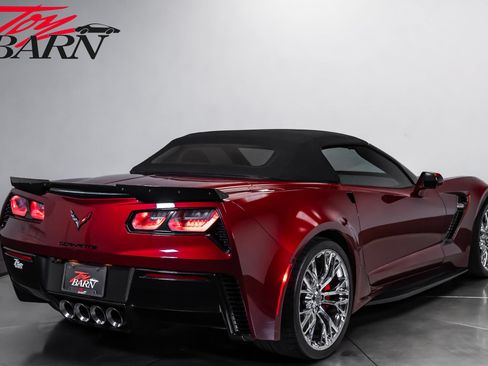 Used 2017 Chevrolet Corvette Z06 w/ Battery Protection Package RWD image 13