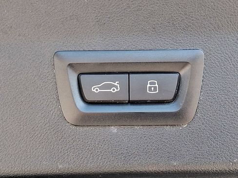 Used 2023 BMW X4 xDrive30i w/ M Sport Package image 29