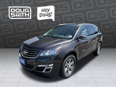 Used 2017 Chevrolet Traverse LT