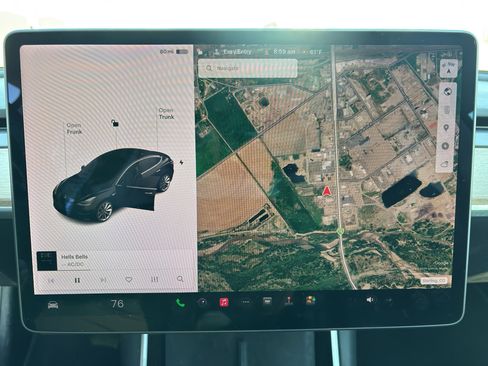 Used 2018 Tesla Model 3 Long Range image 14