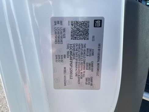 Used 2023 Chevrolet Express 2500 w/ Driver Convenience Package image 30