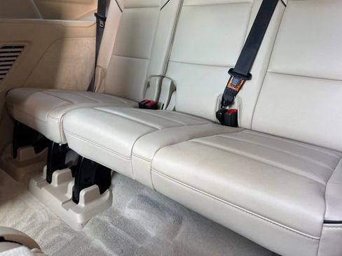 Certified 2023 Cadillac Escalade Premium Luxury w/ LPO, Floor Liner Package AWD/4WD image 15