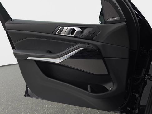 New 2026 BMW X5 xDrive50e w/ M Sport Package AWD/4WD image 26