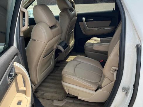 Used 2012 GMC Acadia SLT image 13