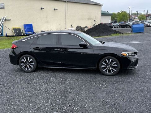 Used 2024 Honda Civic EX-L image 9