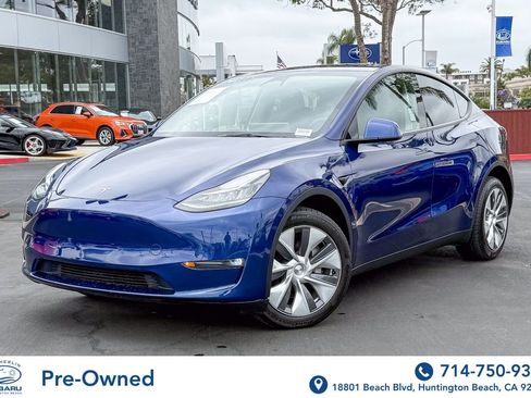 Used 2023 Tesla Model Y Long Range AWD/4WD image 1