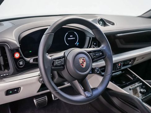New 2026 Porsche Cayenne S AWD/4WD image 4