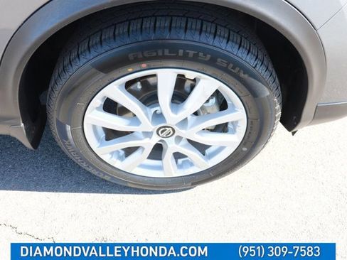 Used 2022 Nissan Rogue Sport S image 25