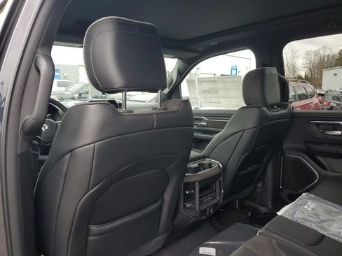 New 2026 RAM 1500 Laramie AWD/4WD image 15