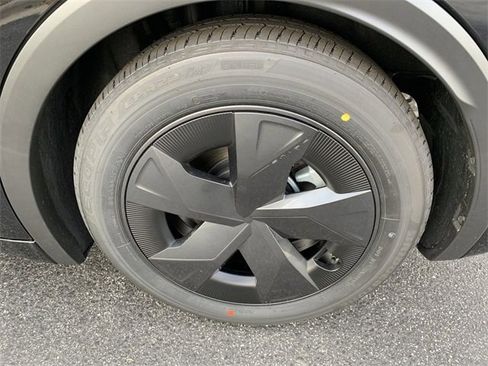 New 2026 Toyota Prius LE image 33