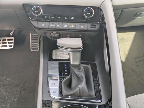 New 2026 Hyundai Elantra SEL Sport image 21