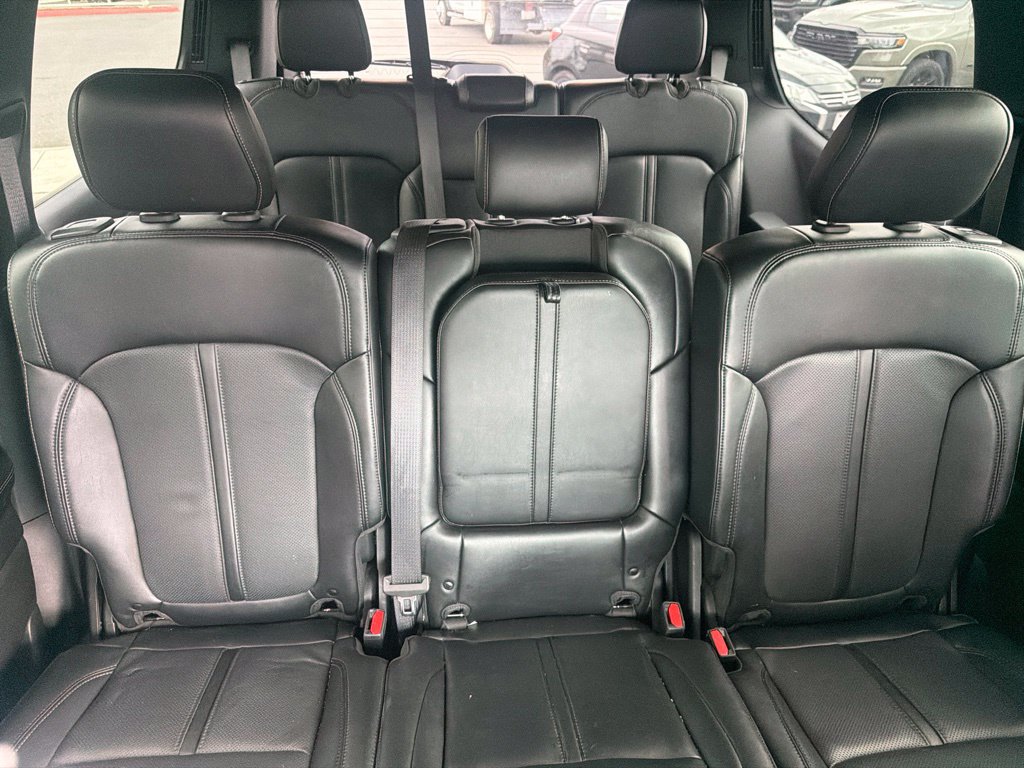 Used 2023 Jeep Wagoneer Series II AWD/4WD image 15