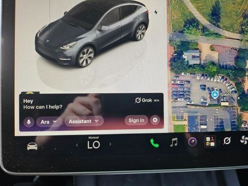 Used 2023 Tesla Model Y Long Range AWD/4WD image 46