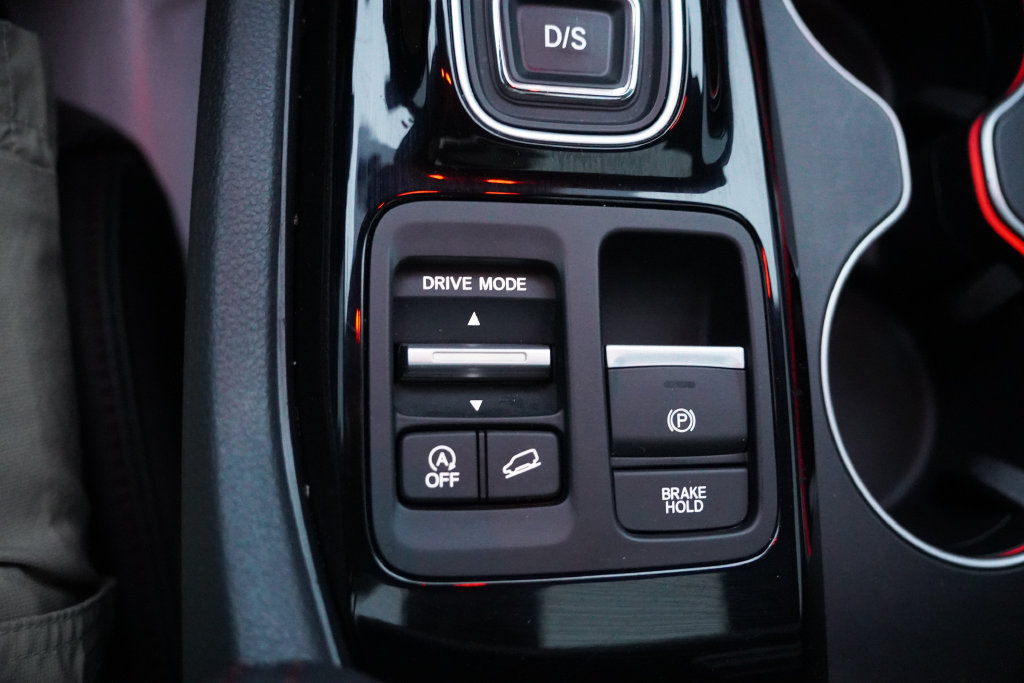 Used 2025 Honda Pilot Black Edition image 34