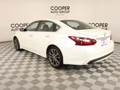 Used 2018 Nissan Altima 2.5 SR w/ SR Special Edition image 23