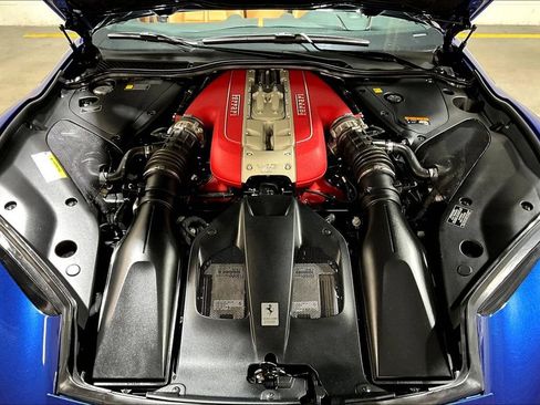 Used 2022 Ferrari 812 GTS RWD image 24
