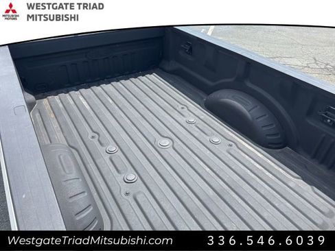 Used 2023 Ford F350 Lariat AWD/4WD image 9