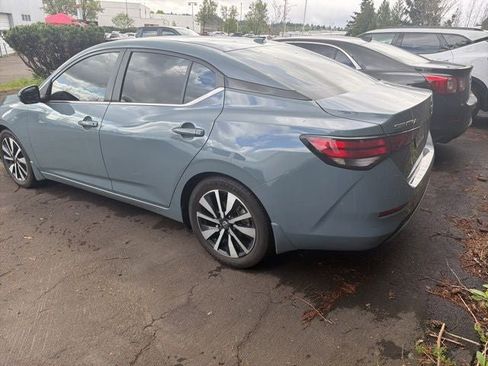 Used 2024 Nissan Sentra SV w/ SV Premium Package image 2