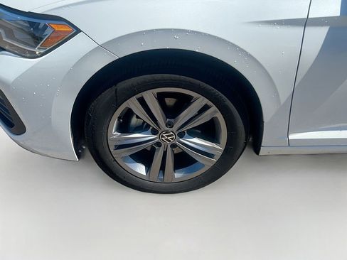 Used 2023 Volkswagen Jetta SE FWD image 31