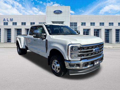 New 2026 Ford F350 King Ranch w/ Chrome Package image 3