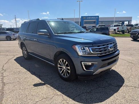 Used 2018 Ford Expedition Limited w/ Equipment Group 301A AWD/4WD image 2