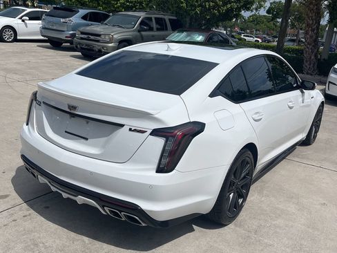 Used 2020 Cadillac CT5 V w/ Premium Package RWD image 4