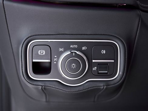 Used 2025 Mercedes-Benz G 63 AMG 4MATIC image 56