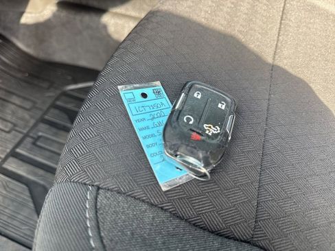 Used 2020 GMC Sierra 1500 Elevation w/ Elevation Value Package image 35