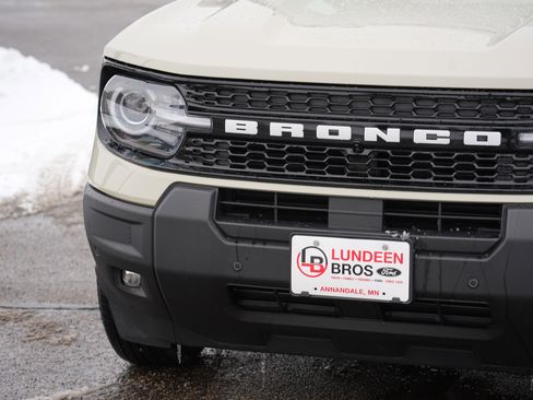 Used 2025 Ford Bronco Sport Outer Banks w/ Outer Banks Tech Package+ image 11