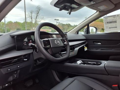 New 2025 Nissan Murano SV image 9