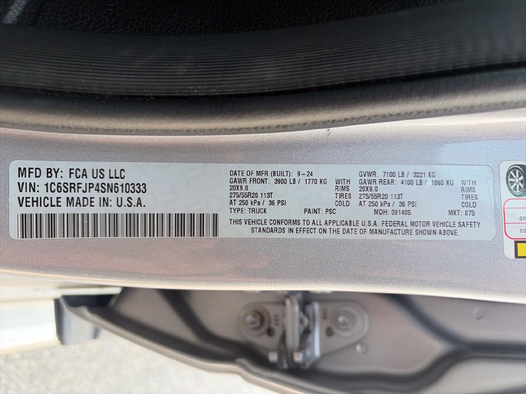 Used 2025 RAM 1500 Laramie AWD/4WD image 30