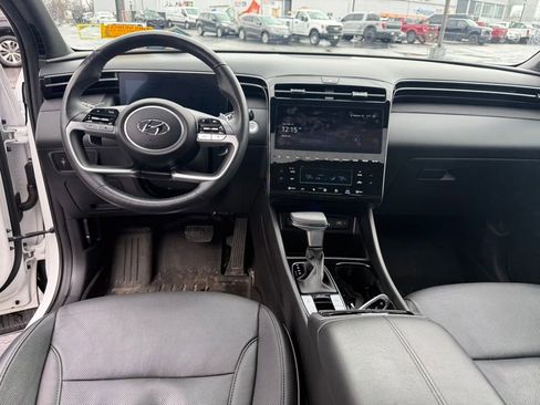 Used 2023 Hyundai Santa Cruz Limited image 2