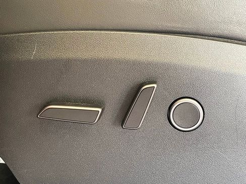 Used 2023 Tesla Model Y Long Range image 15