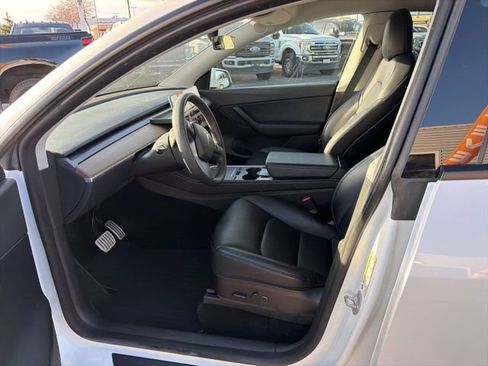 Used 2022 Tesla Model Y Performance AWD/4WD image 27