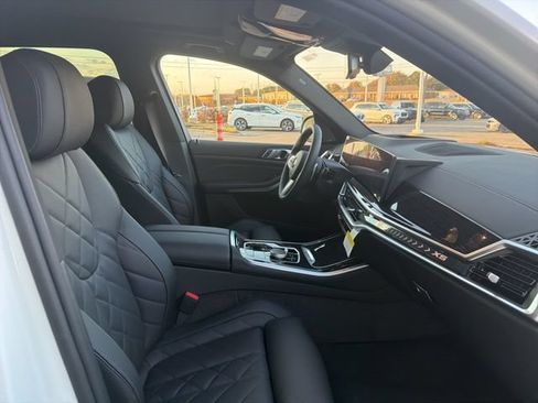 Used 2026 BMW X5 sDrive40i w/ M Sport Package RWD image 22