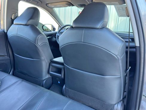 Used 2022 Toyota Camry SE image 32