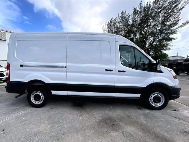 Used 2025 Ford Transit 250 148 Medium Roof RWD image 6