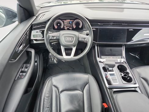 Used 2019 Audi Q8 Premium w/ Convenience Package AWD/4WD image 10
