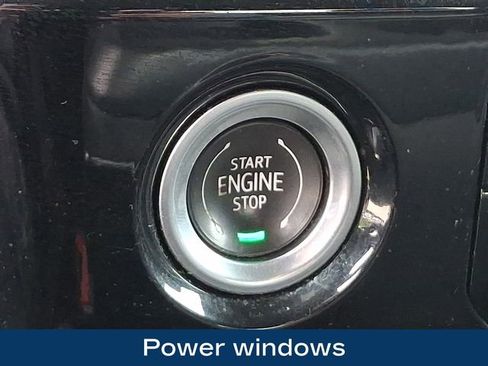 Used 2023 Chevrolet Silverado 1500 LT AWD/4WD image 18